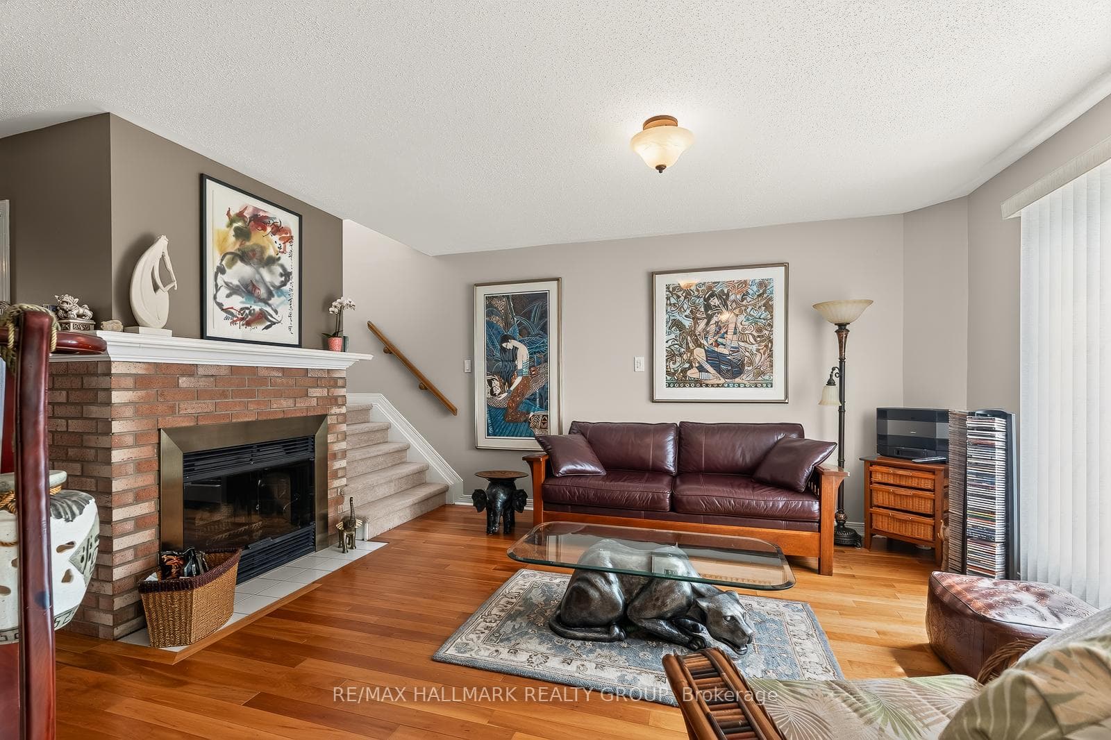 511 Deancourt Crescent photo 18