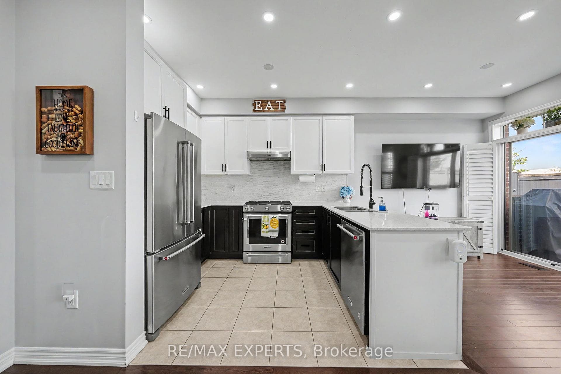 8 Morra Avenue photo 10