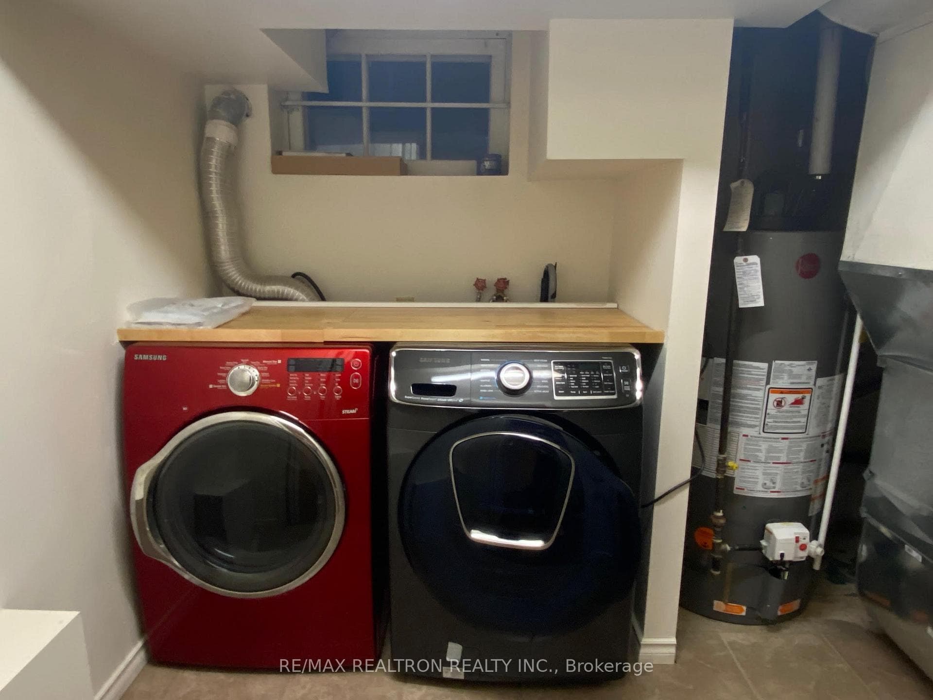 105 Baker Avenue photo 28
