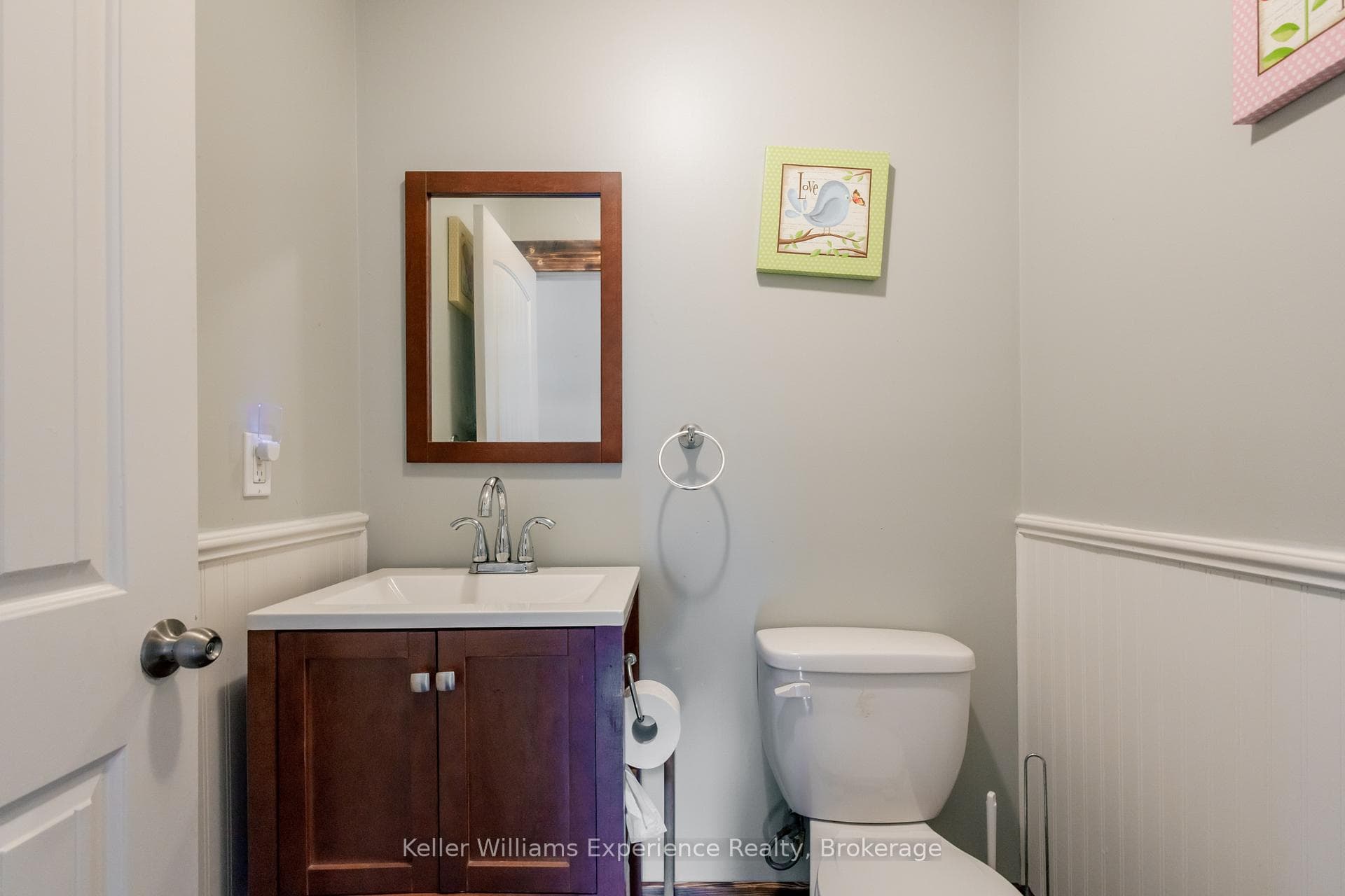 2pc bath main floor