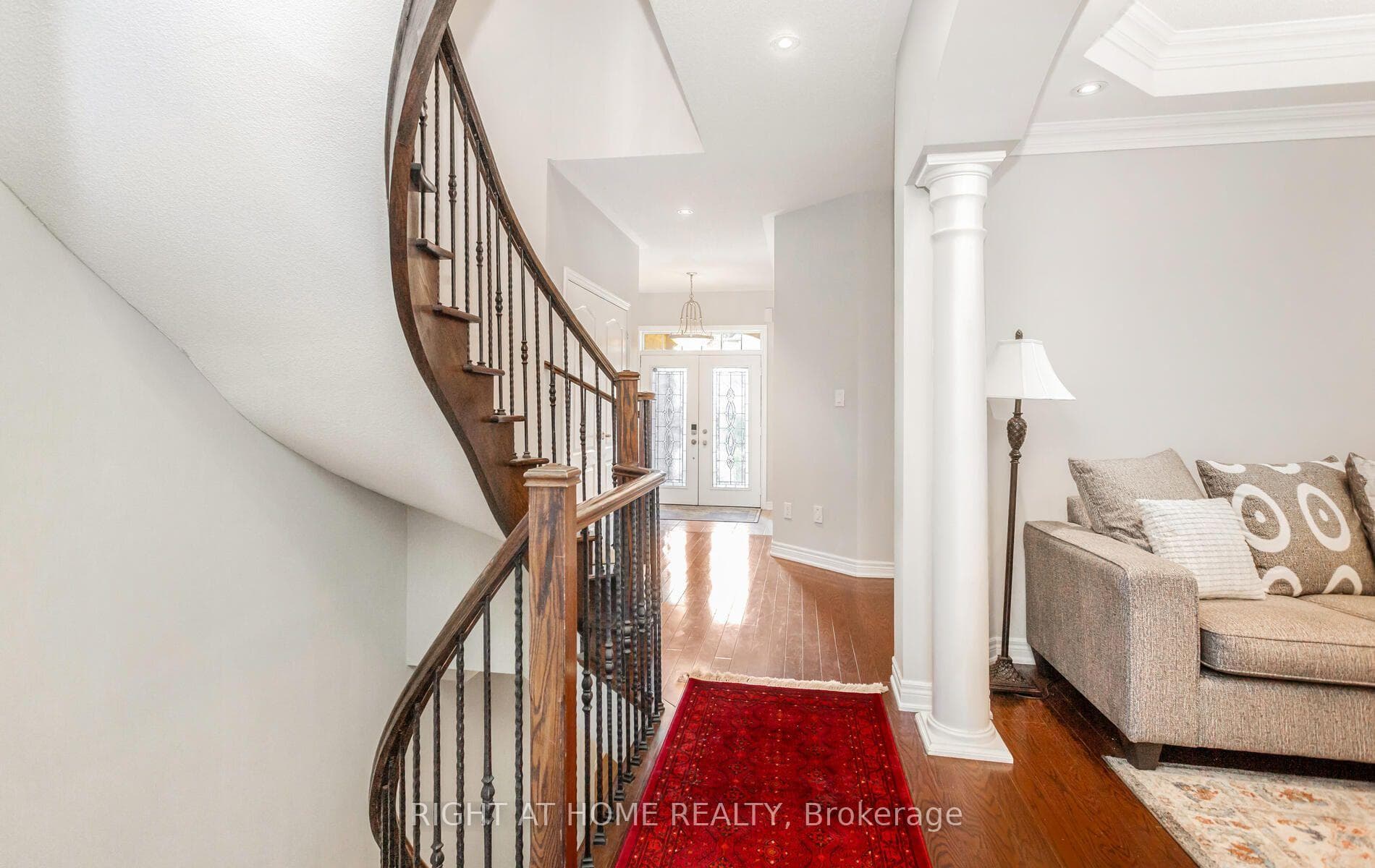 2419 Wasaga Drive photo 4