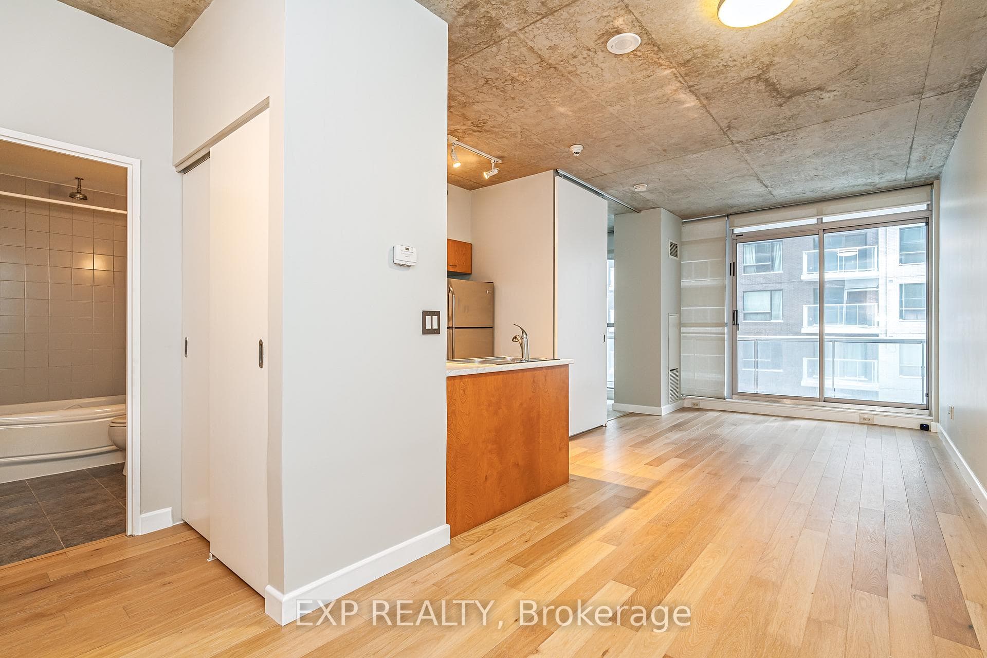 179 George Street Unit 505 photo 2