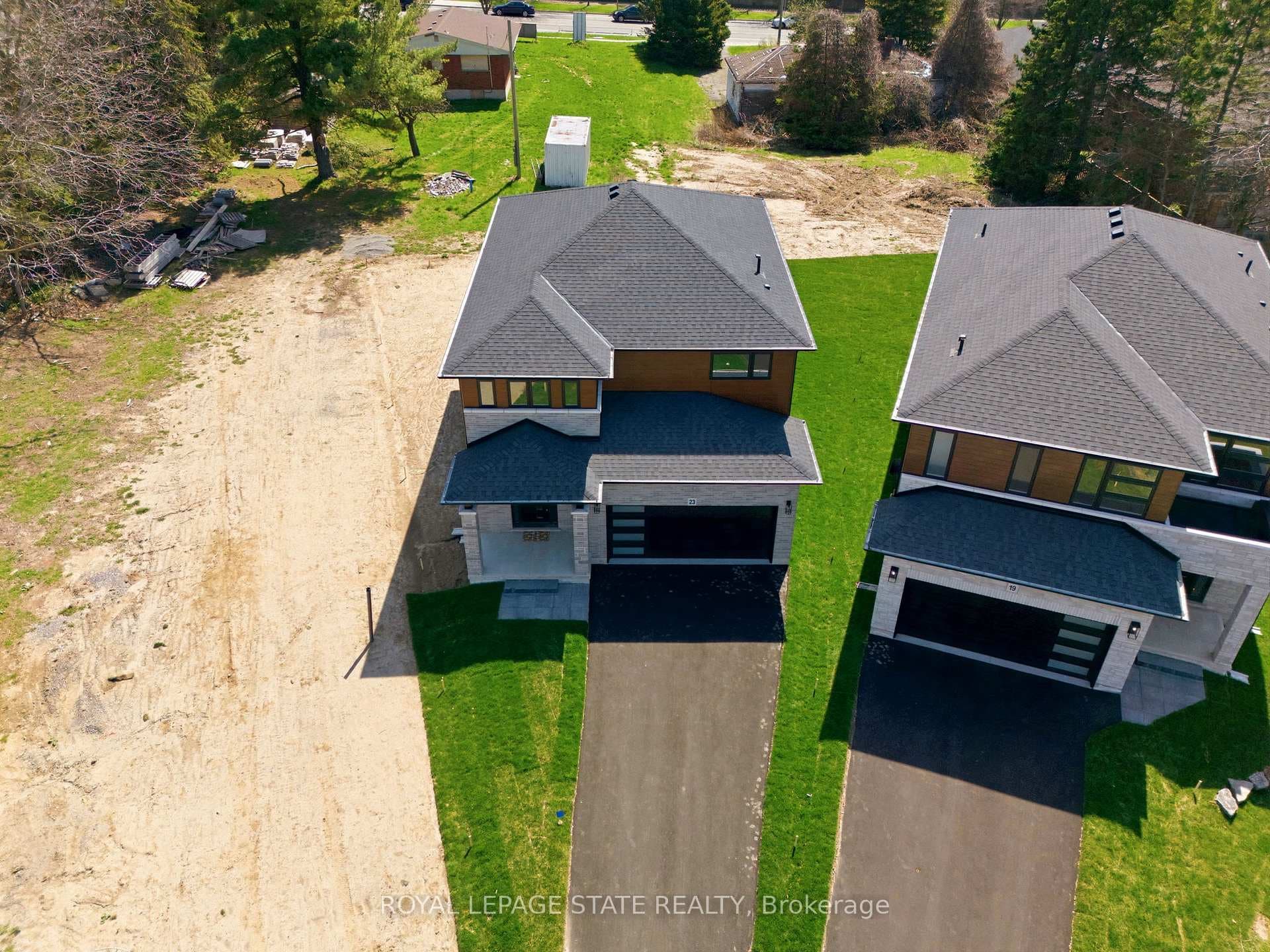 23 Woodvalley Court photo 25