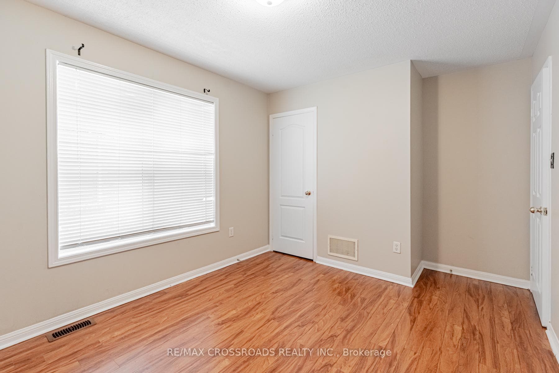 8864 Sheppard Avenue Unit Unit A photo 10