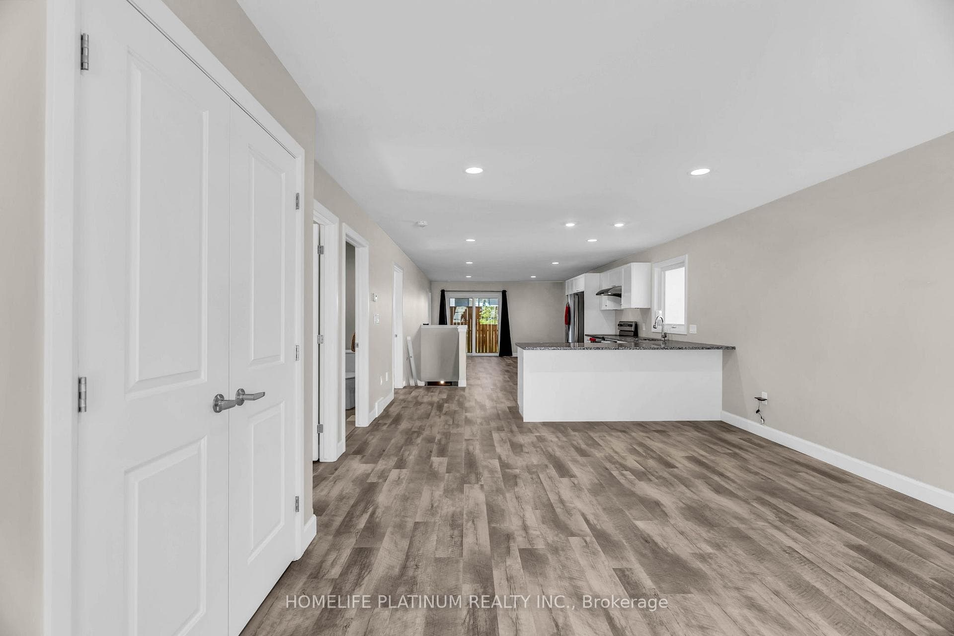 143 Howard Road photo 9
