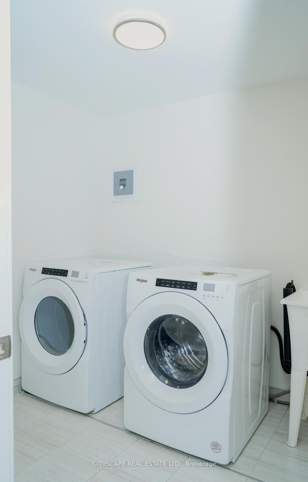 19 Lively Way photo 34