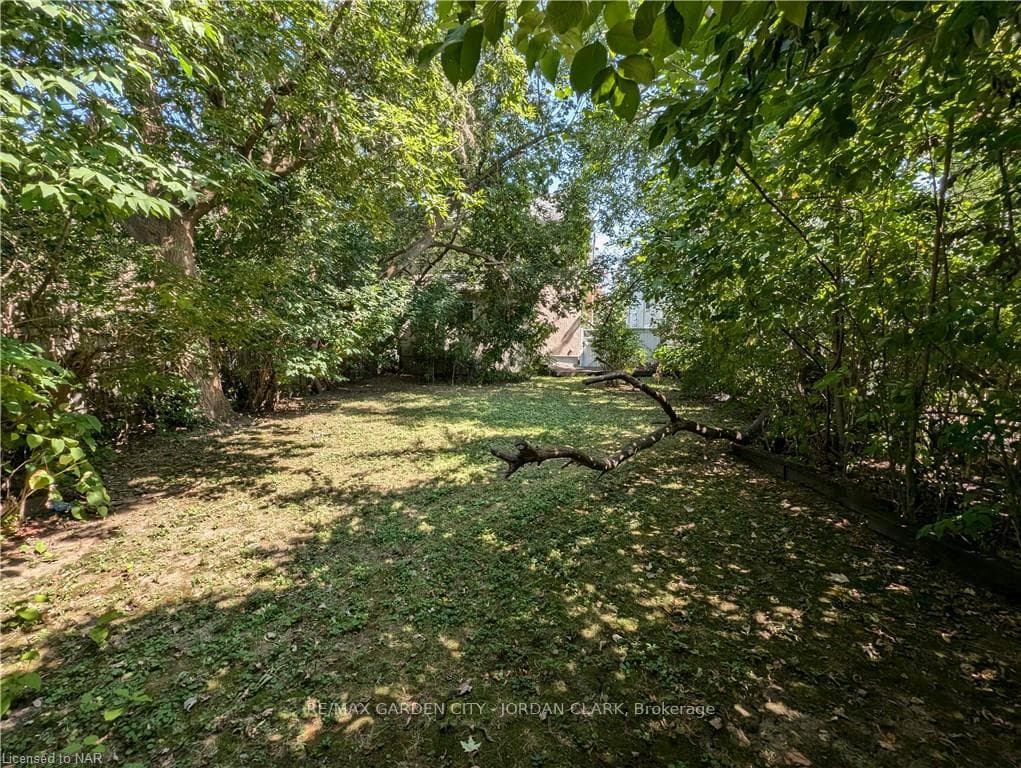 253 NIAGARA Street photo 7