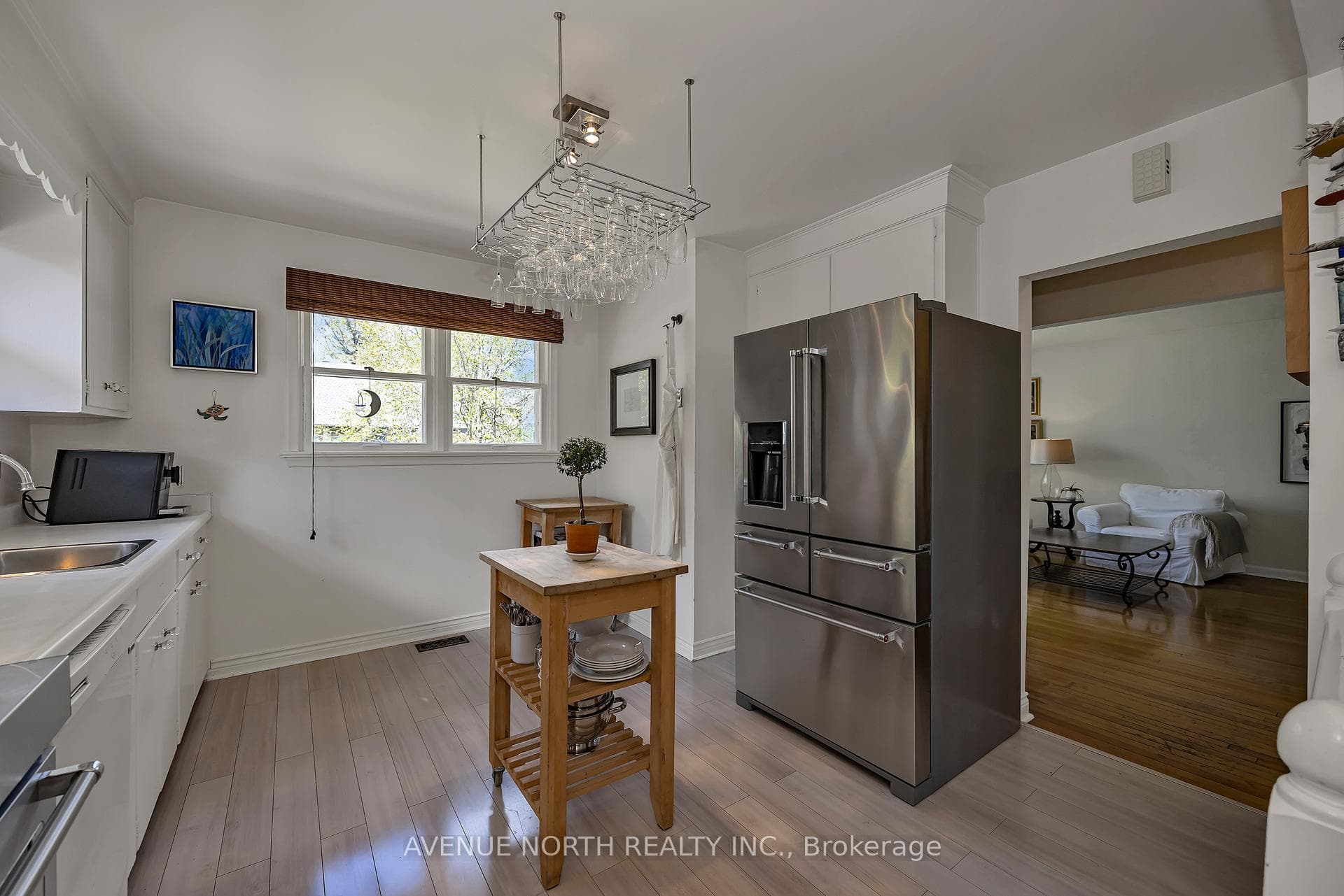 934 Weston Drive photo 12