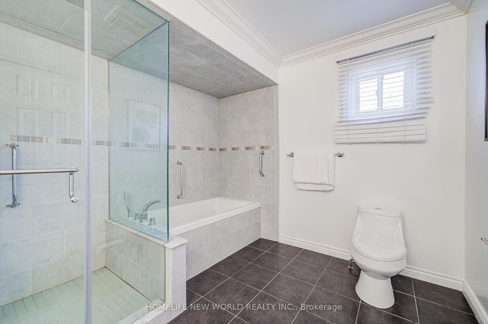 5073 Guildwood Way photo 27