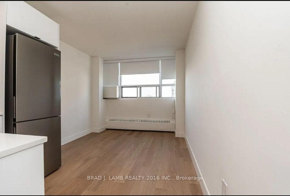 730 St Clarens Avenue Unit 1609 photo 2