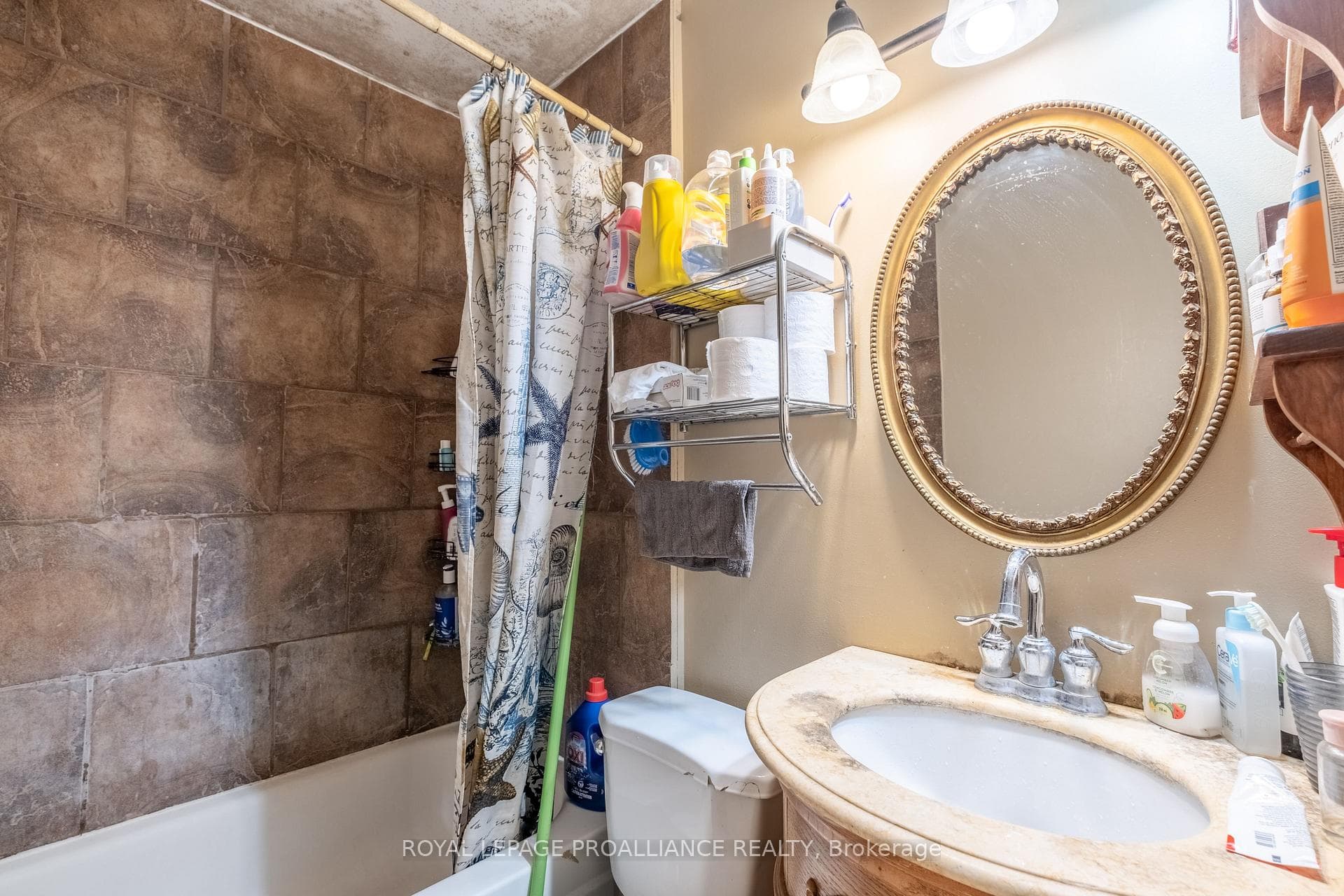 807 Portsmouth Avenue photo 13