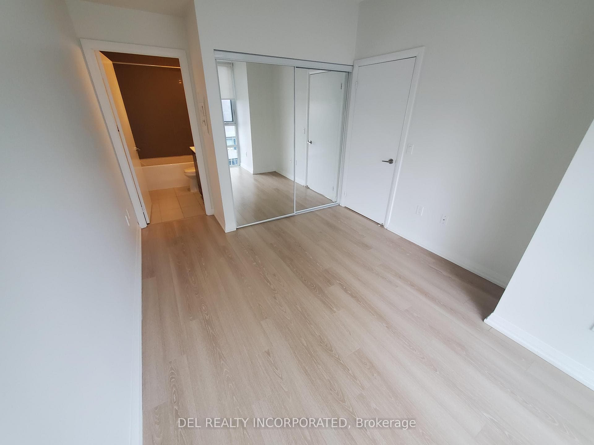 55 Ann O'reilly Road Unit 422 photo 7