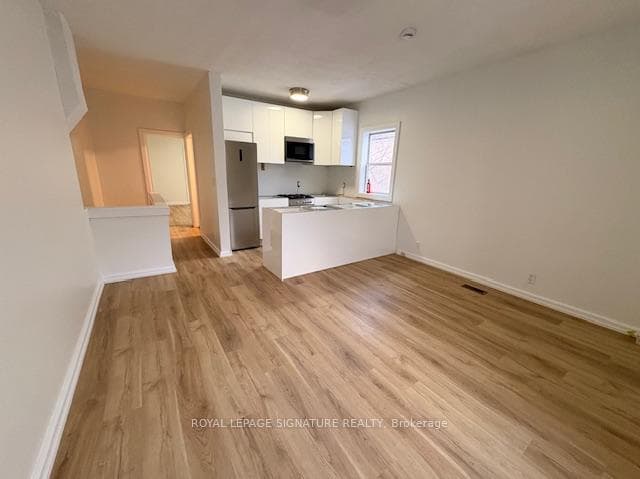 62 Allen Avenue Unit 2nd Floor photo 2