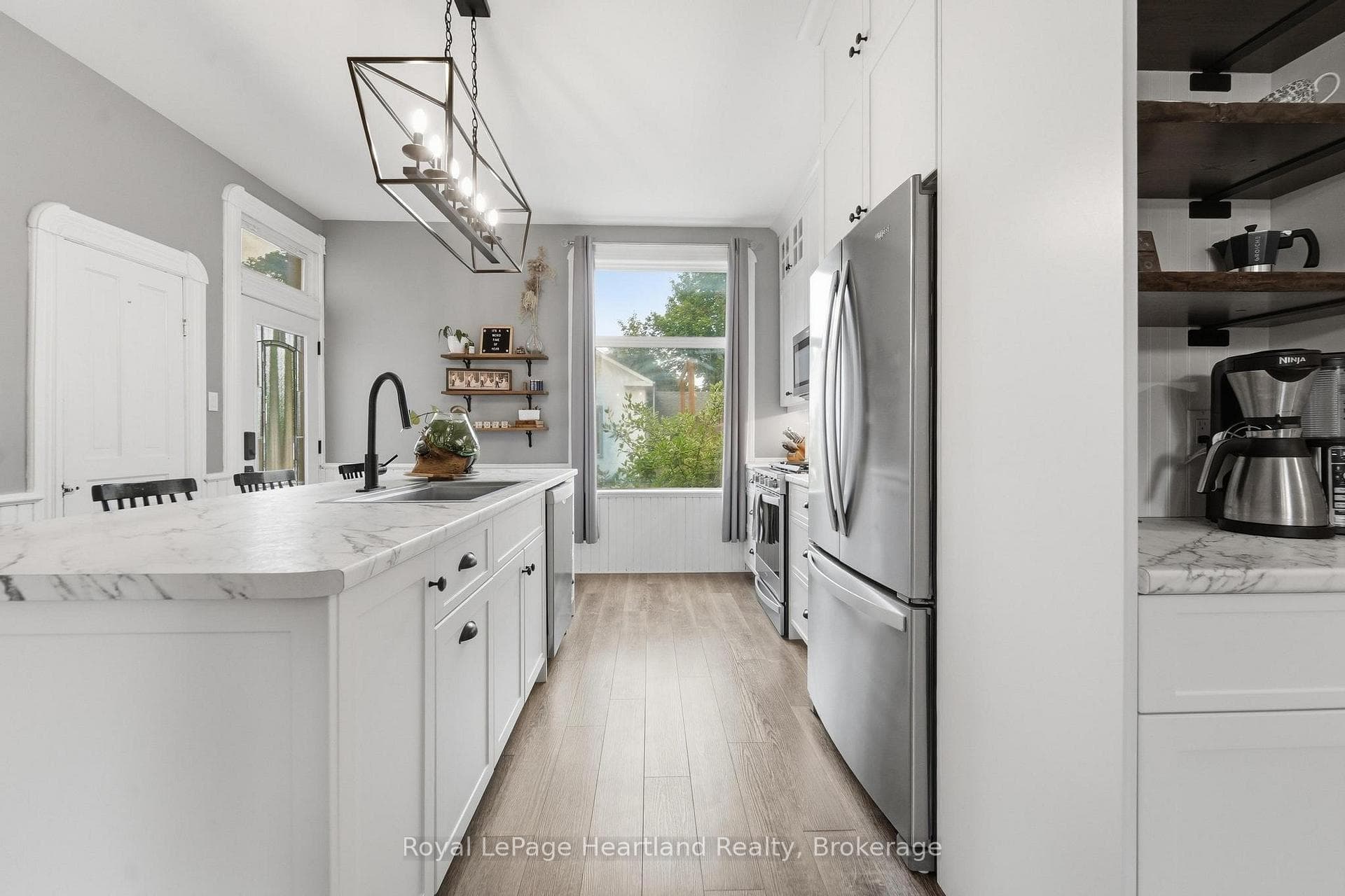 175 St David Street photo 12