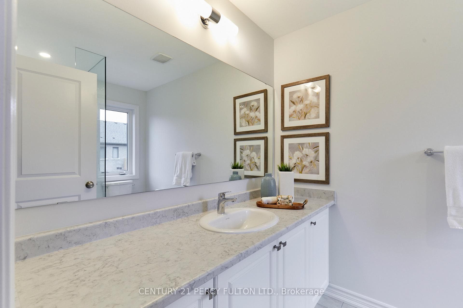 15 Douet Lane photo 25