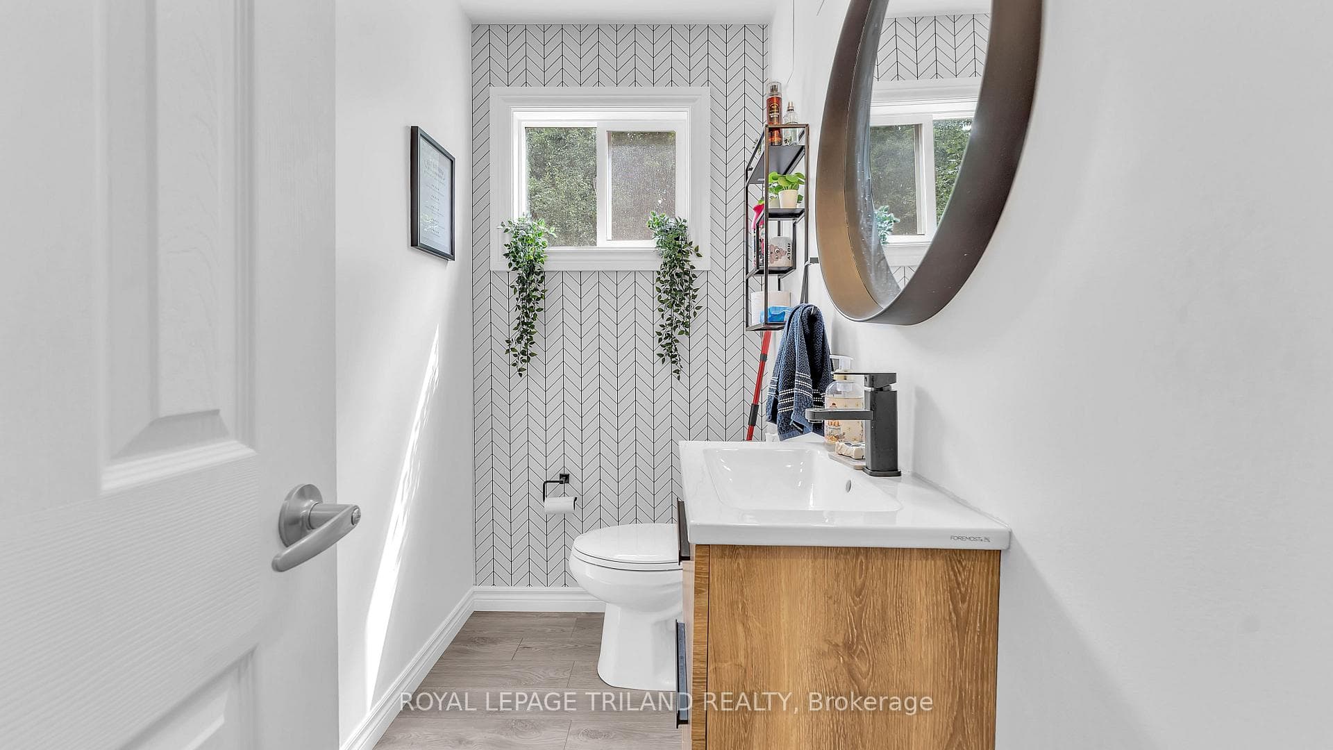 51 Ashbury Avenue photo 11