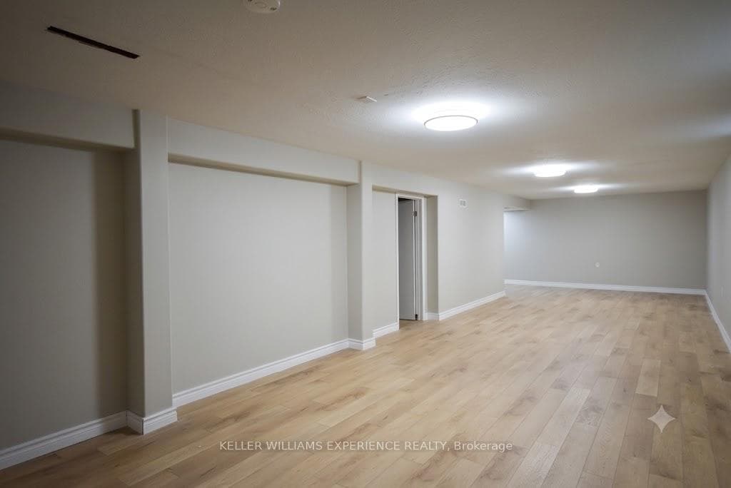 59 Wiltshire Drive photo 41