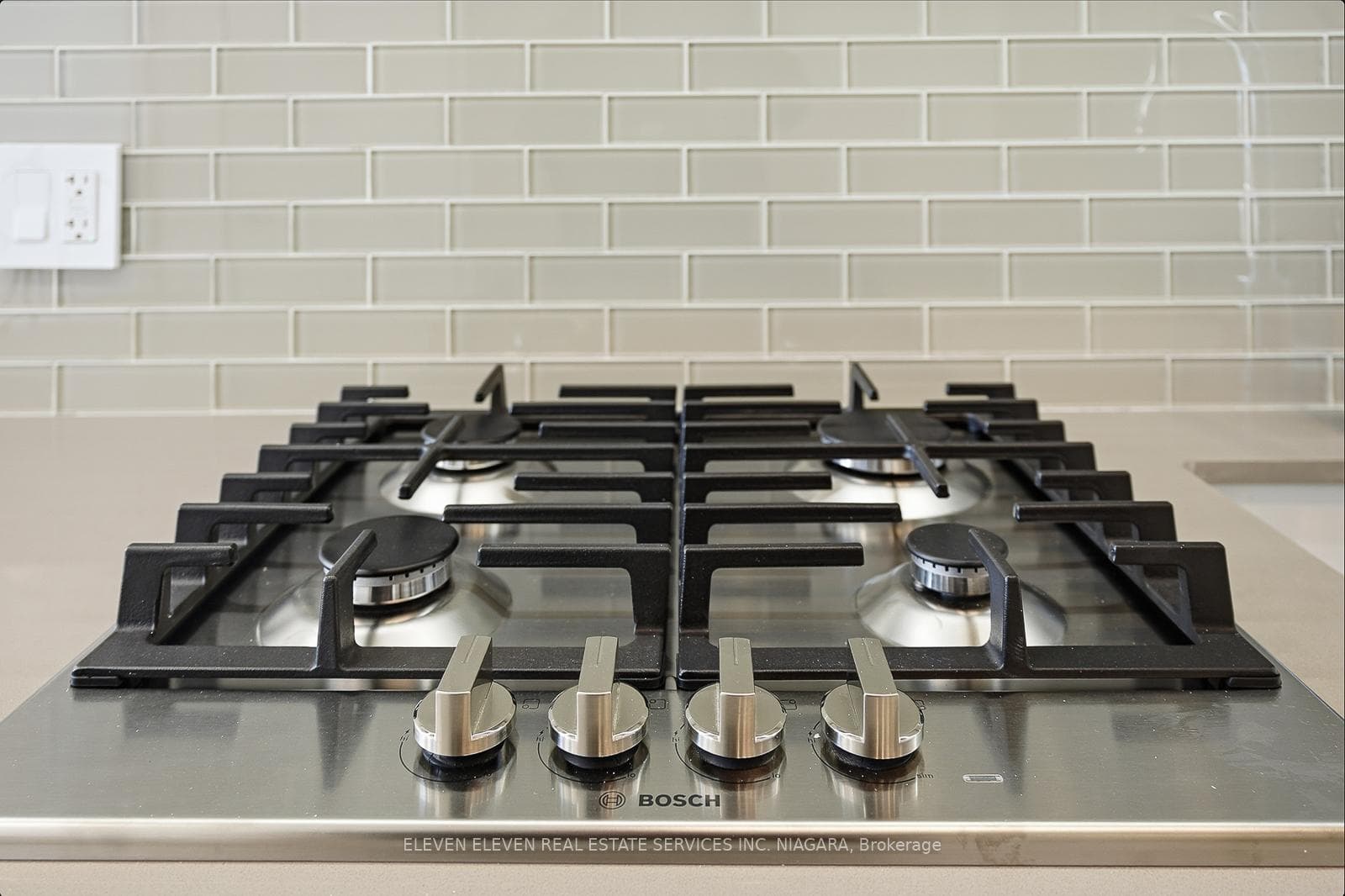 Bosch gas cooktop.