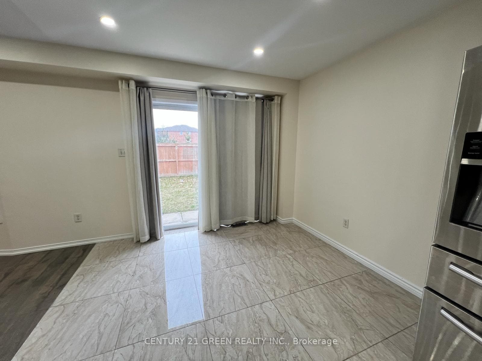 190 Brisdale Drive Unit Upper photo 10