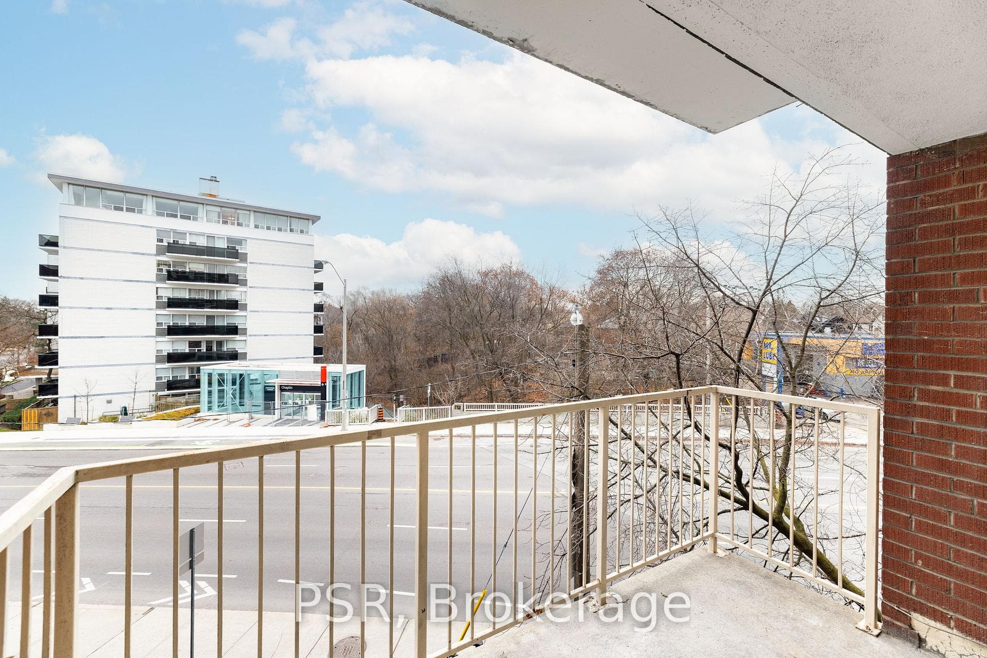 600 Eglinton Avenue Unit 209 photo 5