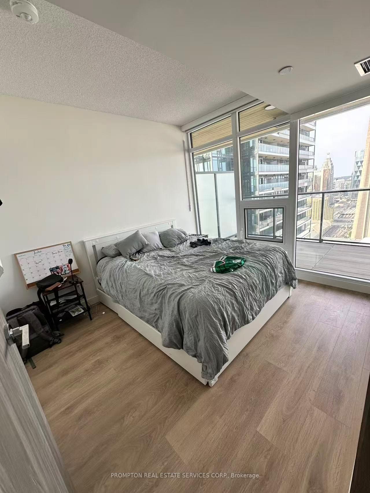 3 Concord Cityplace Way Unit 5208 photo 4