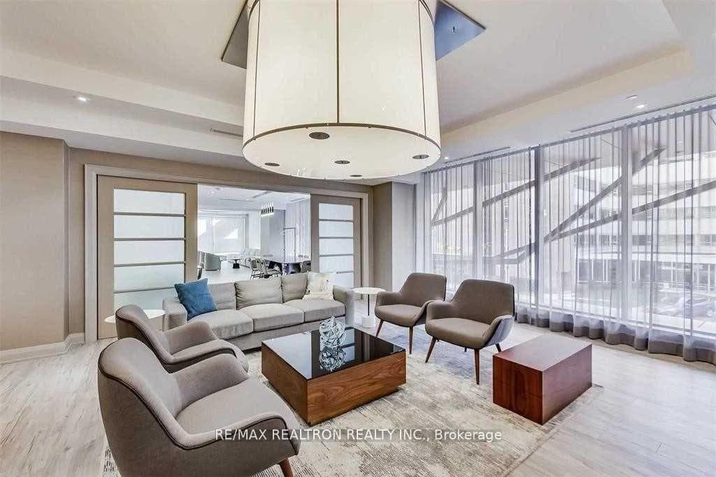 50 Wellesley Street Unit 1111 photo 28