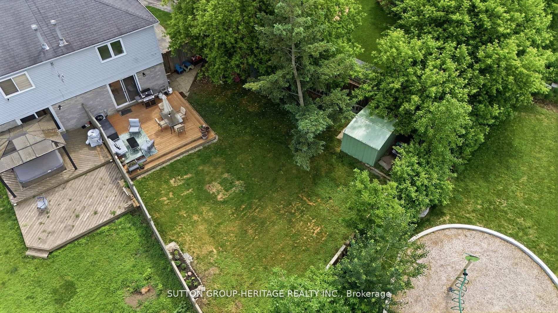 1413 Beaverbrook Court photo 35