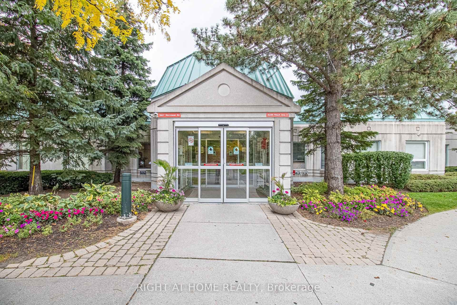5039 Finch Avenue Unit #309 photo 3