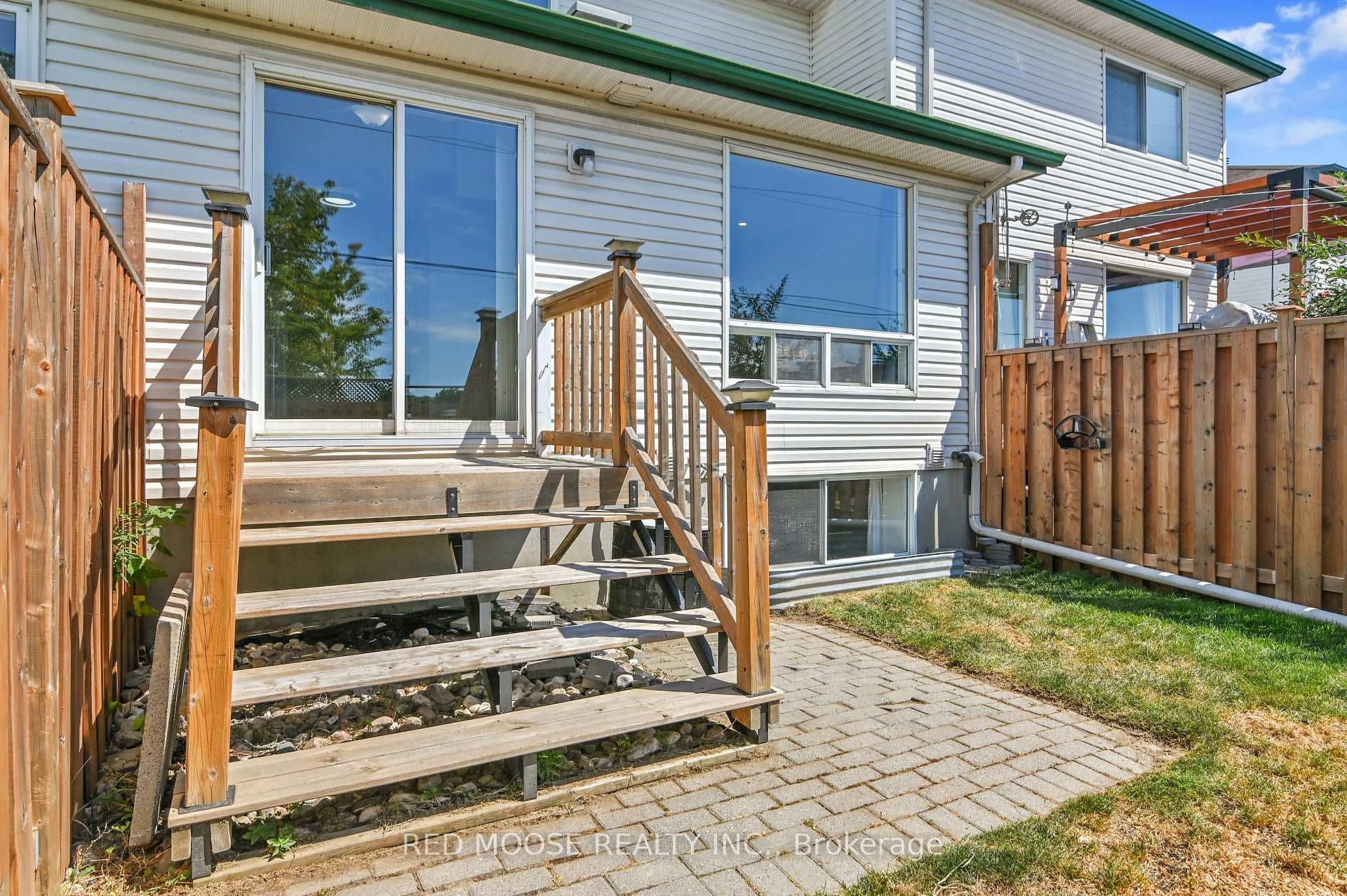78 Crampton Drive photo 33
