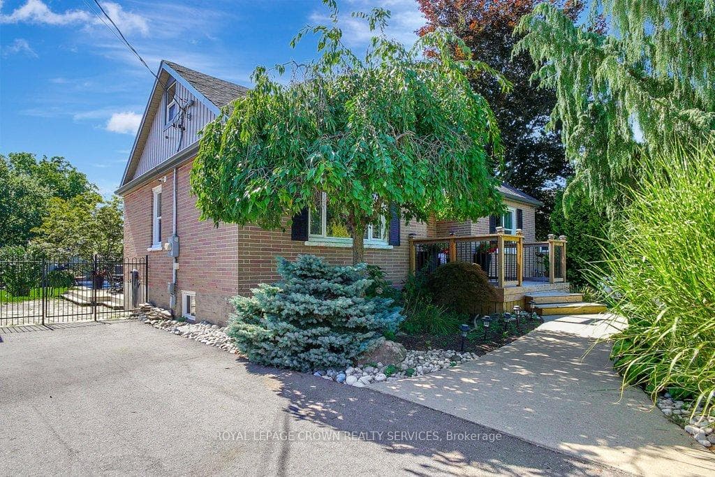 17 Liberty Drive photo 2