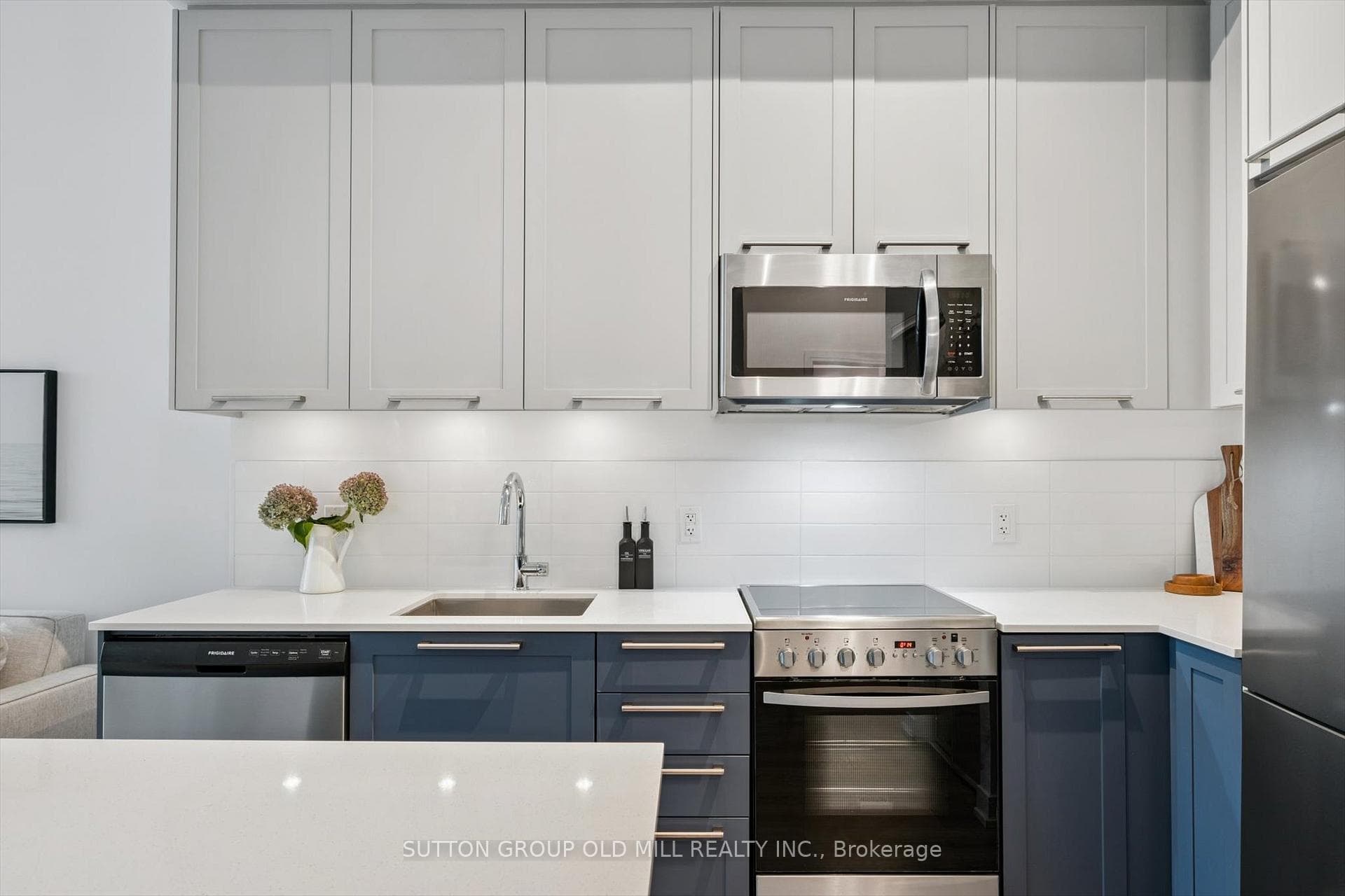 25 Neighbourhood Lane Unit 101 photo 6