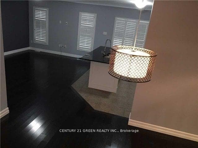 1048 Haxton Heights photo 16