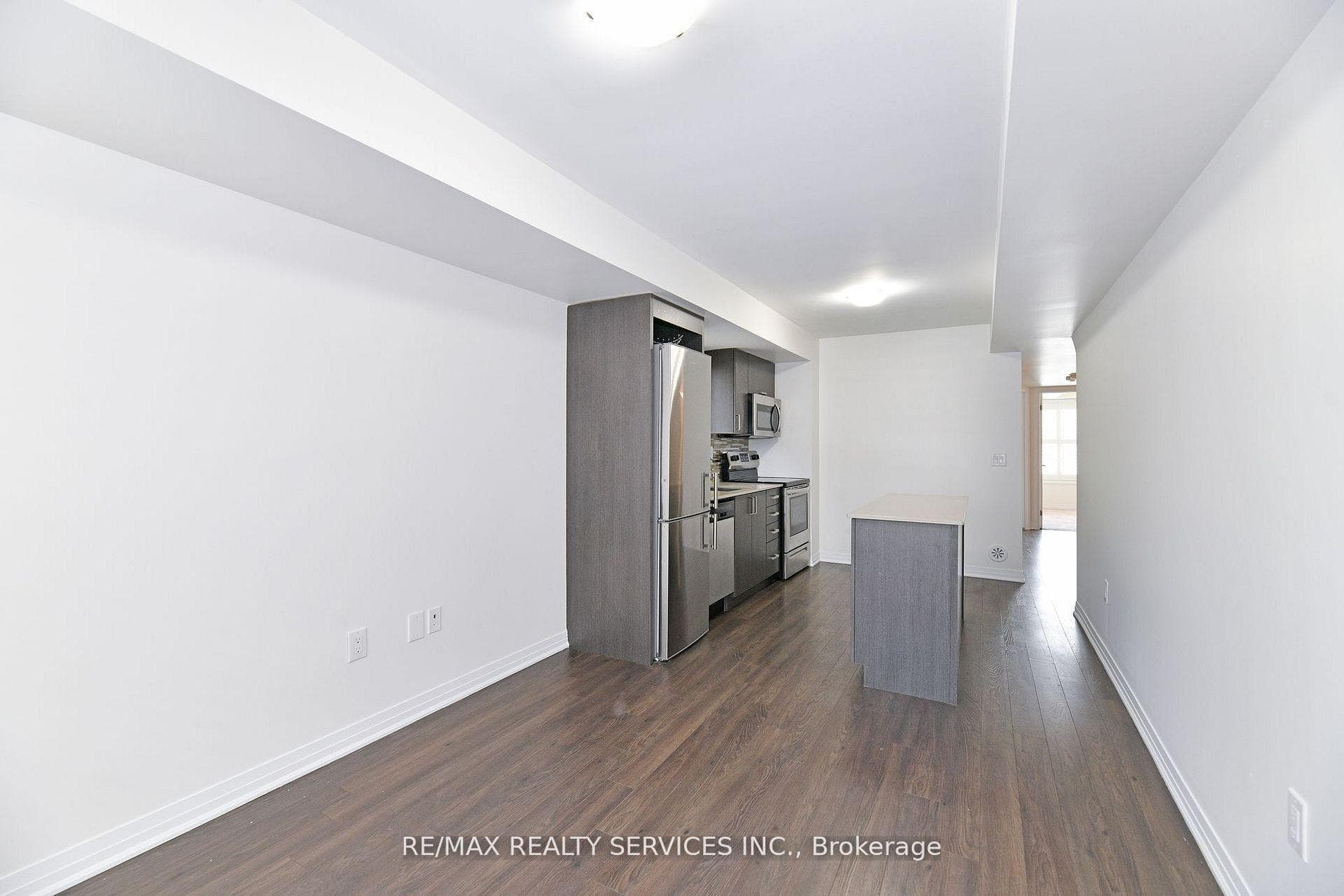 142 William Duncan Road Unit 2 photo 7