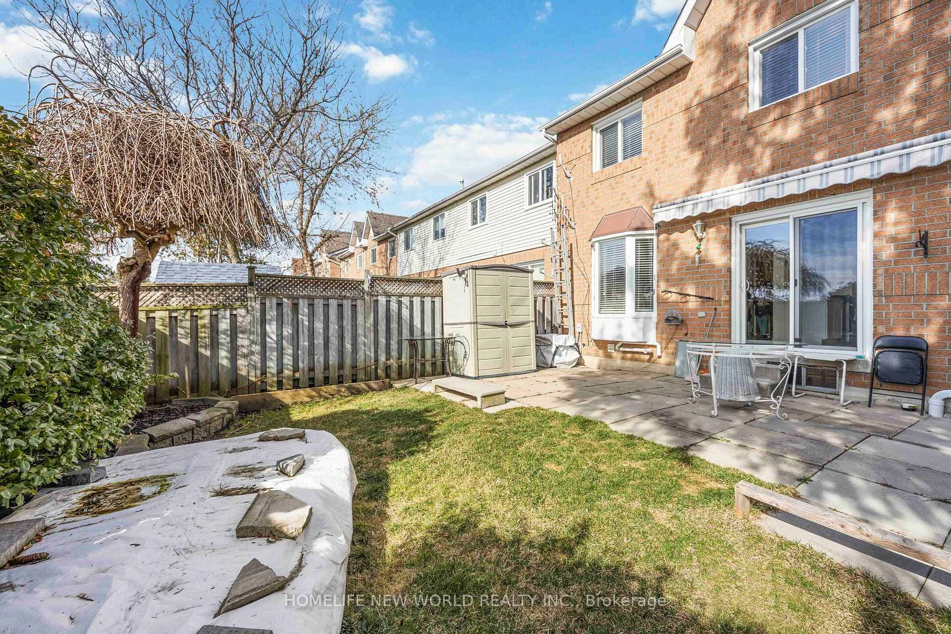 48 Mccullock Crescent photo 36