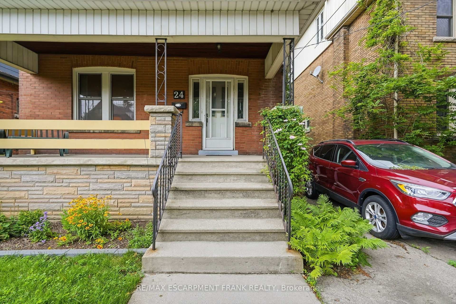 24 Cliff Avenue photo 6