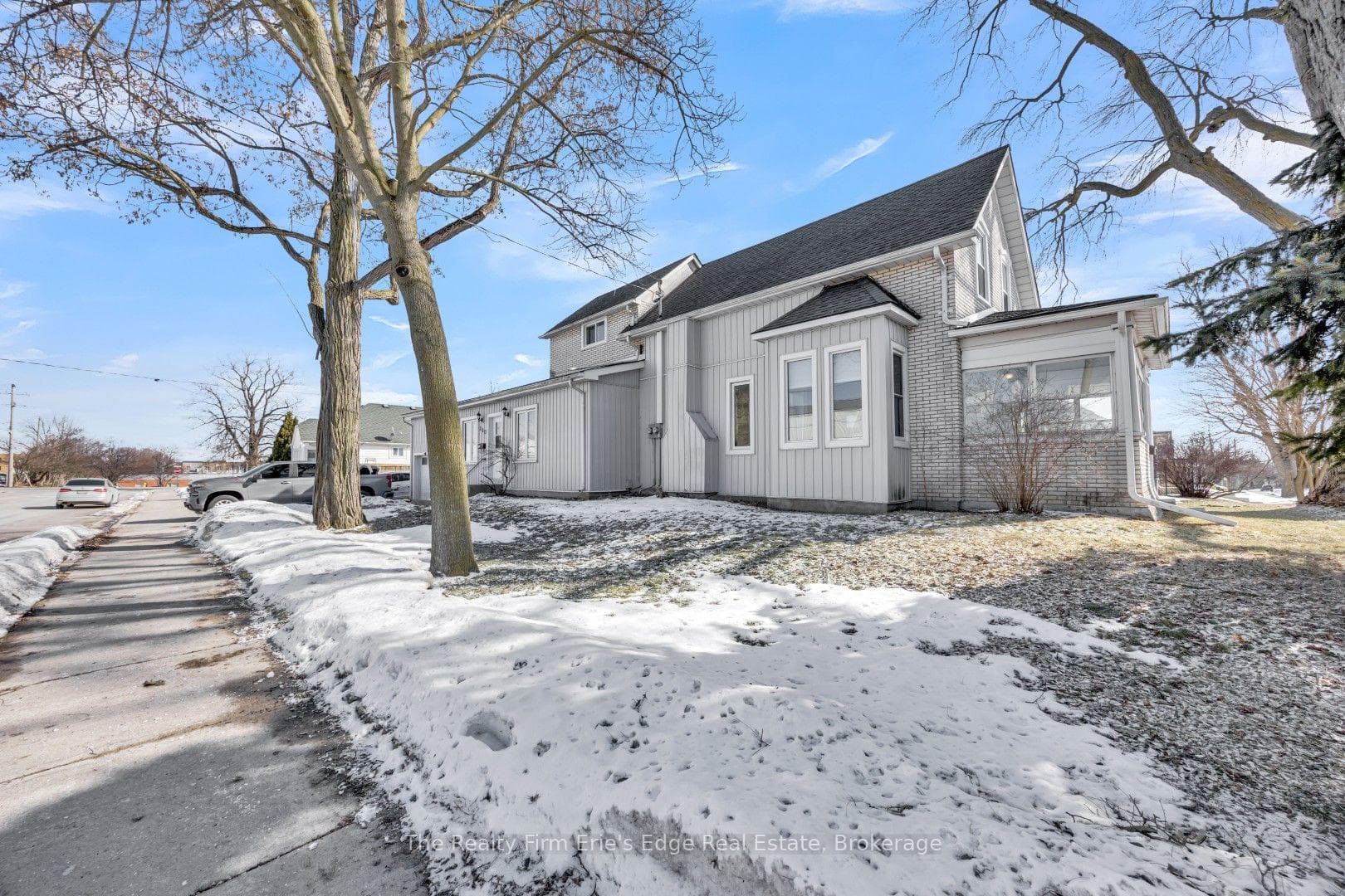 60 King Street photo 44