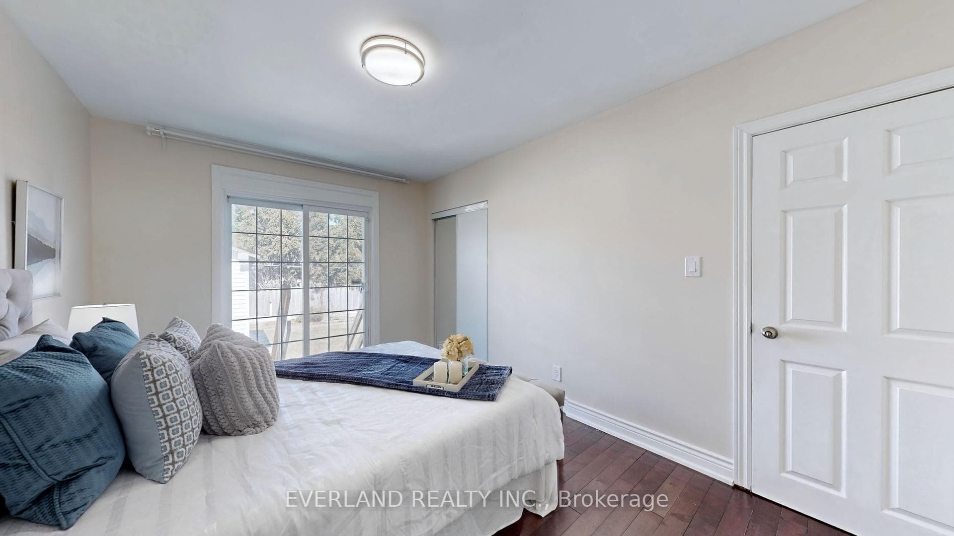 8 Hogan Drive photo 19