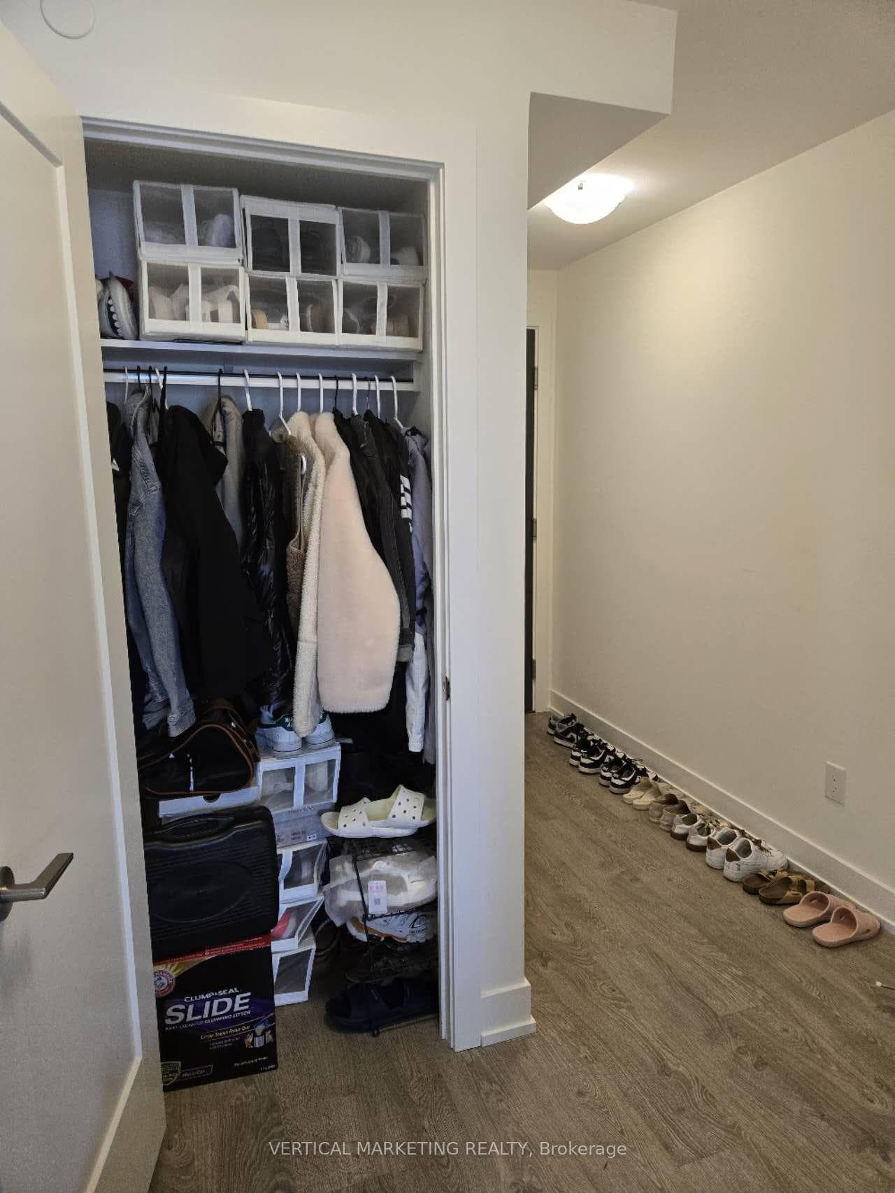 5 Mabelle Ave Avenue Unit 1428 photo 5