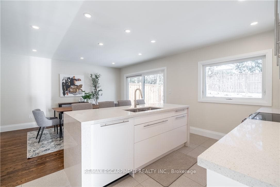 7 Glenmorris Drive photo 21