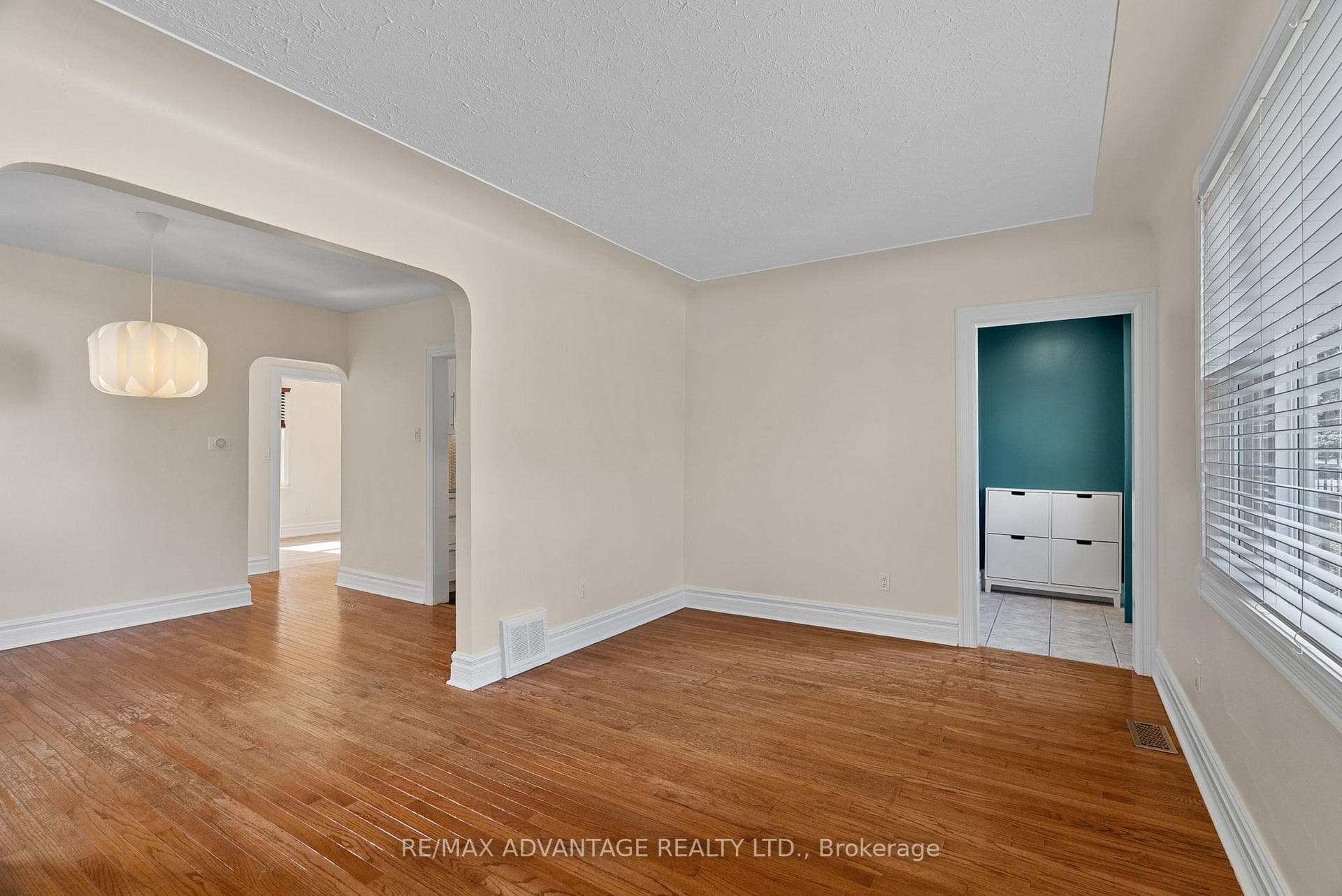 555 Chester Street photo 6