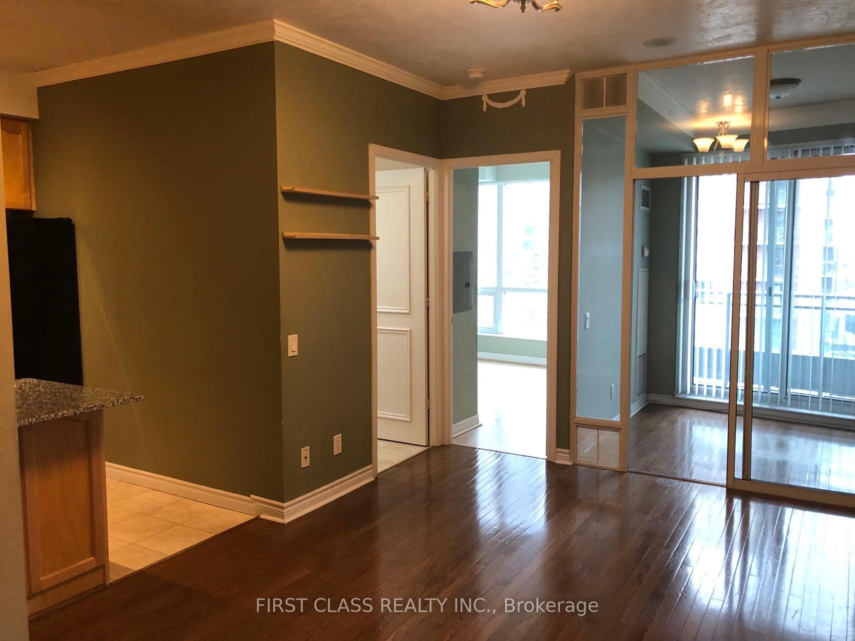 60 Byng Avenue Unit 801 photo 8
