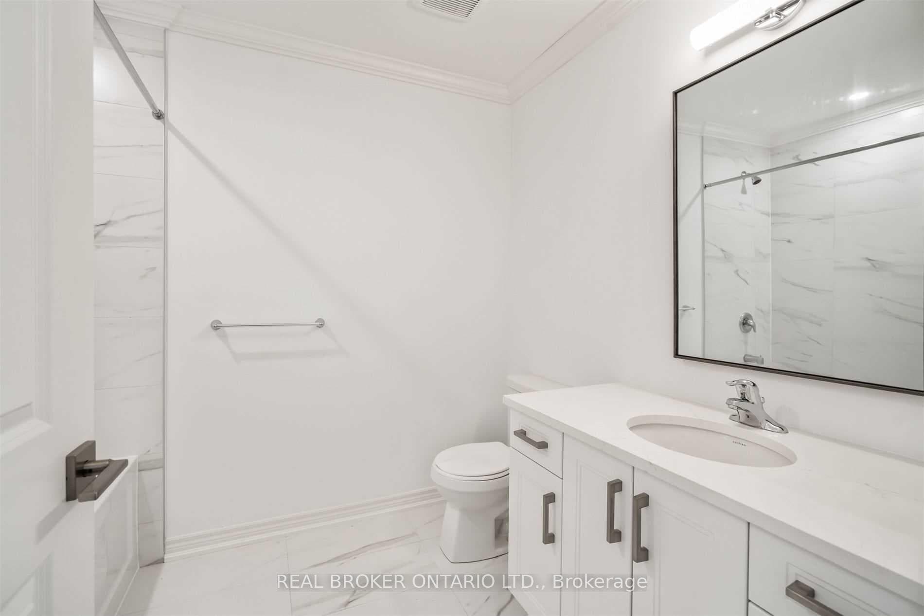 141 Summersides Boulevard photo 13