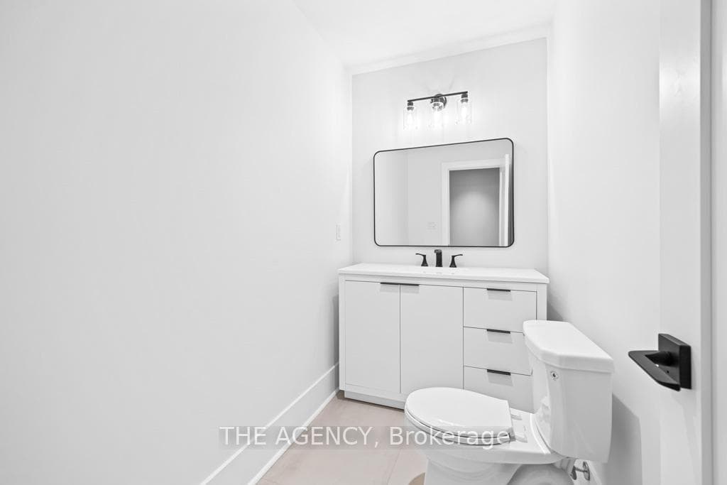 15 Drury Lane photo 41