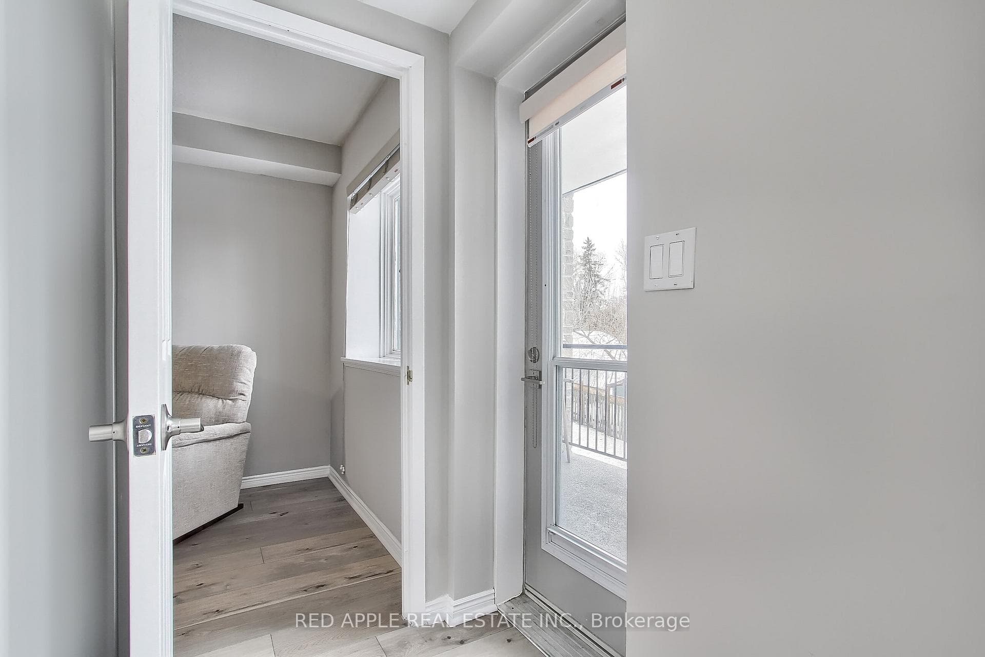 85 Wellington Street Unit 205 photo 19