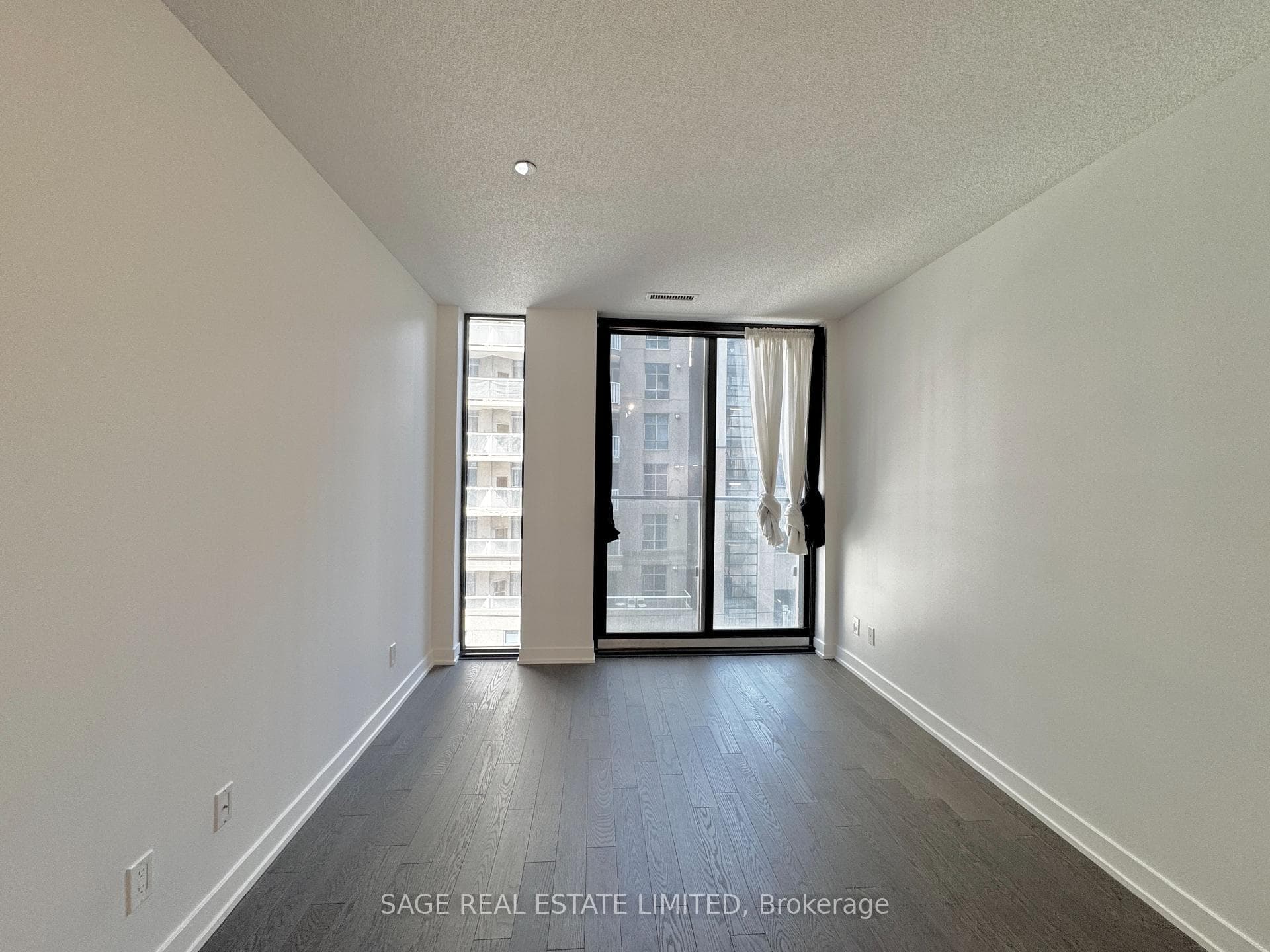 25 Richmond Street Unit 417 photo 12