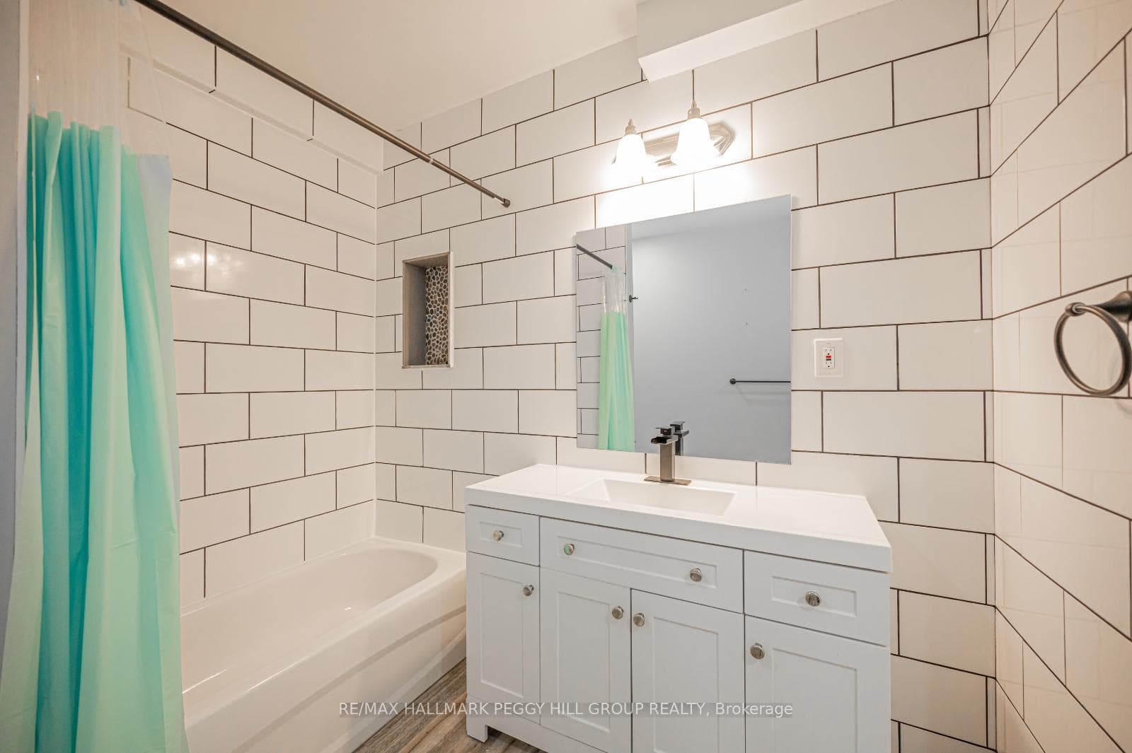 13 McIsaac Drive photo 23