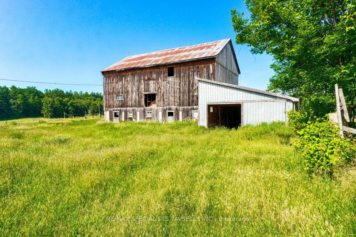 938198 Airport Road photo 39