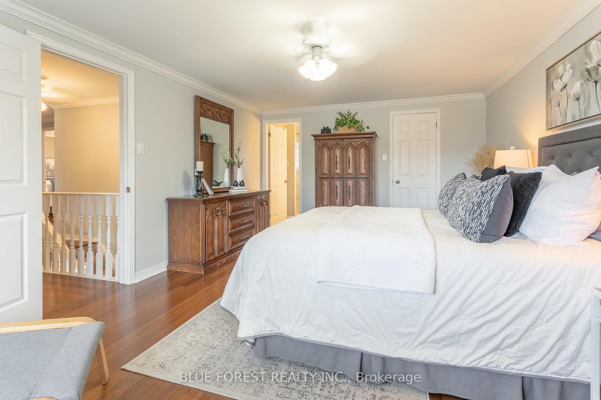48 Walmer Gardens photo 26
