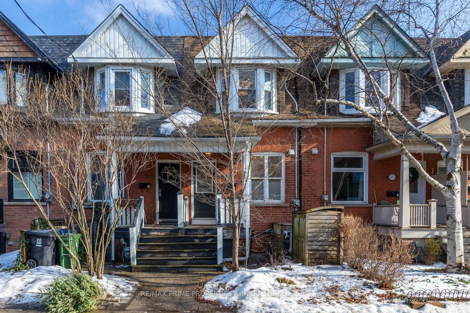 589 Logan Avenue Unit Main photo 1