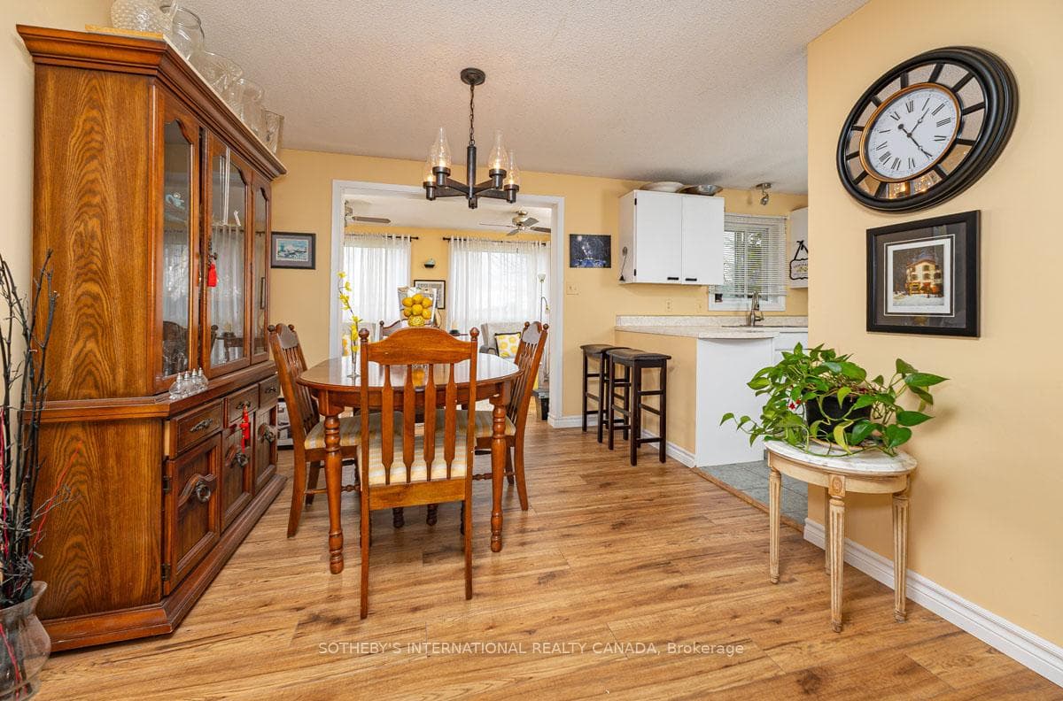 101 Tecumseth Pines Drive photo 7